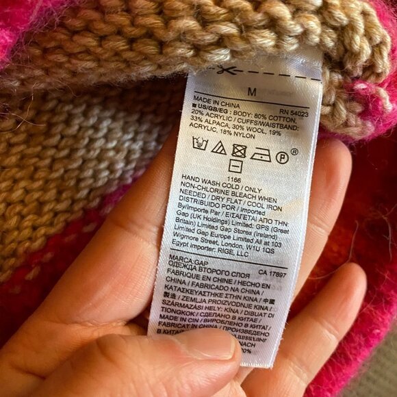 🦋 GAP Alpaca Wool Tan Crewneck Sweater Size Medium - Picture 5 of 7